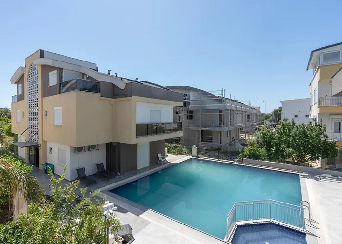 Lara Beach Homes
